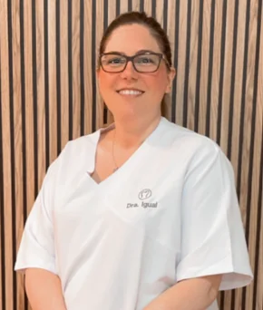 Ana Igual, odontopediatría y ortodoncia